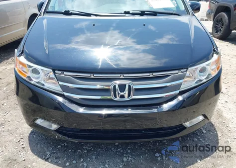 2013 Honda Odyssey Touring/Touring Elite z USA, uszkodzony, nr VIN 5FNRL5H92DB013323